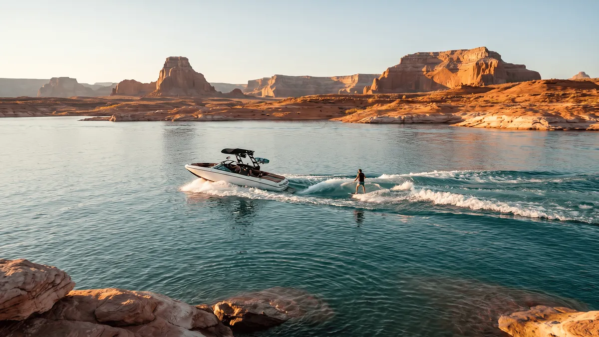 Lake Powell wakeboard, ski and surf boat rentals: 2026 rates